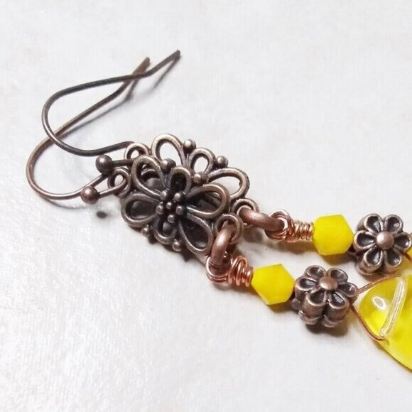 🍂🍁🍃 3/$25! Lemon Gumdrop Petals & Copper Flower + Filigree Dangle Earrings! - Picture 8 of 9